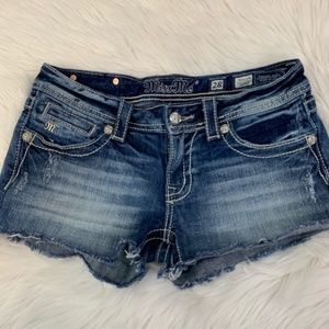 Miss Me Shorts Size 28
